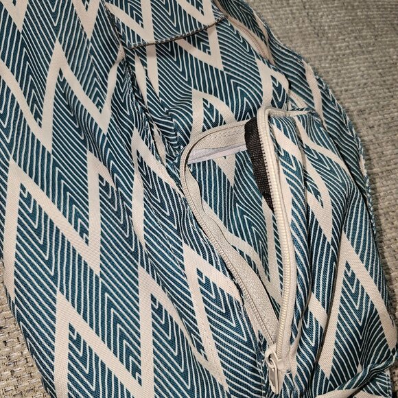Kavu Rope Sling Shoulder Bag Zig Zag Cross Body Strap Pockets Zip Adjustable - Picture 4 of 8